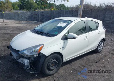 2015 Toyota Prius C Two from USA, damaged, VIN JTDKDTB37F1102338